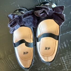 Toddler Girls black ballet shoes Size 8T